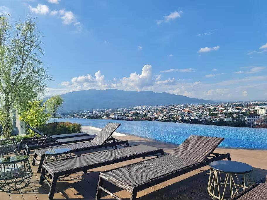 Astra Sky River High Floor,3 Bedrooms 97㎡ 山景房带浴缸 Chiang Mai Luaran gambar